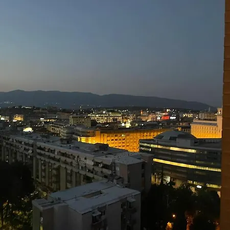 Appartement Yellow Sky Center *