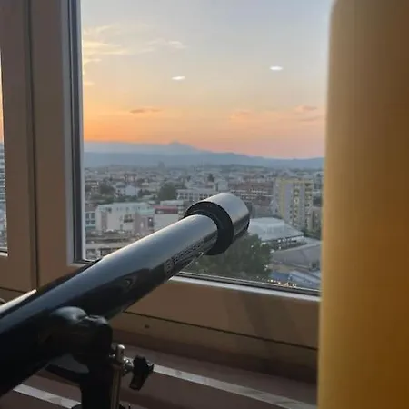 Yellow Sky Center * Skopie