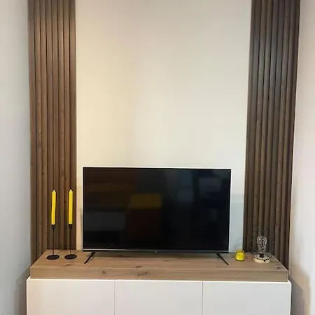 Yellow Sky Center * Skopie